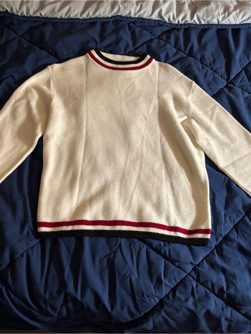 Puritan Cream Sweater with Bowling Red and Blue Strips Edge - Picture 4 of 16